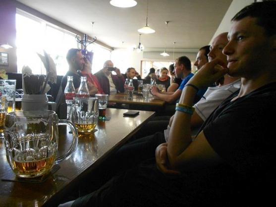 Běžci hronovského Wikovu uspěli ve štafetě Pražského maratonu 