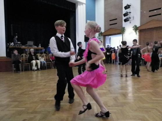 Ze Smiřic si broumovské taneční páry přivezly sedm medailí 