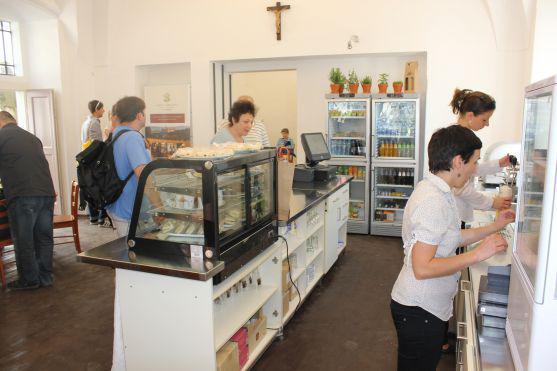 V areálu broumovského kláštera bylo otevřeno nové Návštěvnické centrum