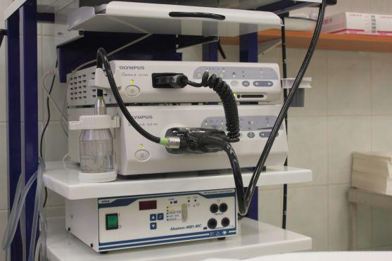 K vyšetření zažívacího traktu používají v broumovské nemocnici moderní endoskopickou techniku