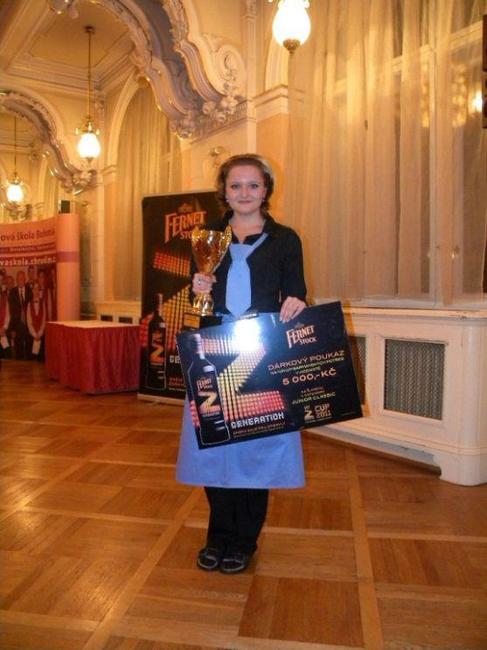 Studentka teplické hotelové školy zvítězila na barmanské soutěži v Chrudimi