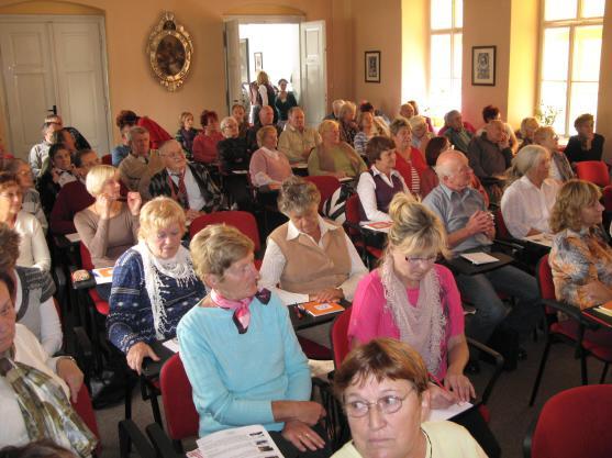 Univerzita třetího věku v Broumově zahájila zimní semestr první přednáškou
