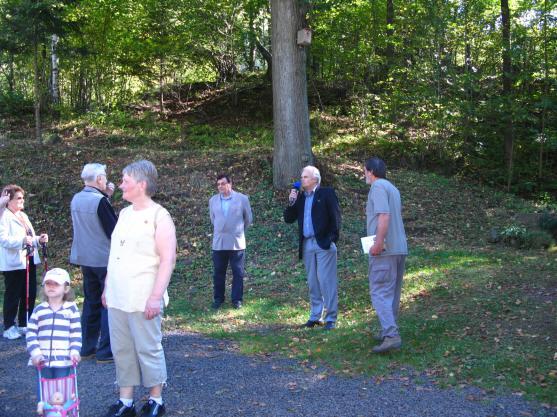 V Lomu Rožmitál u Broumova byla otevřena naučná stezka