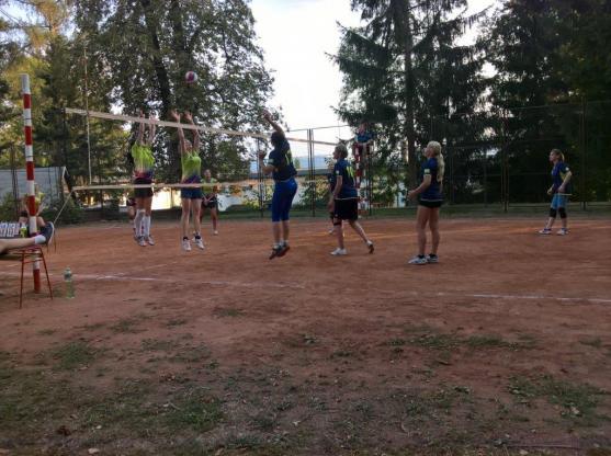 Volejbalisti Broumova zahájili sezónu s cílem vyhrát okresní přebor