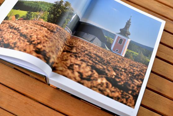 Jan Záliš vydal obsáhlou knihu fotografií z broumovského regionu 