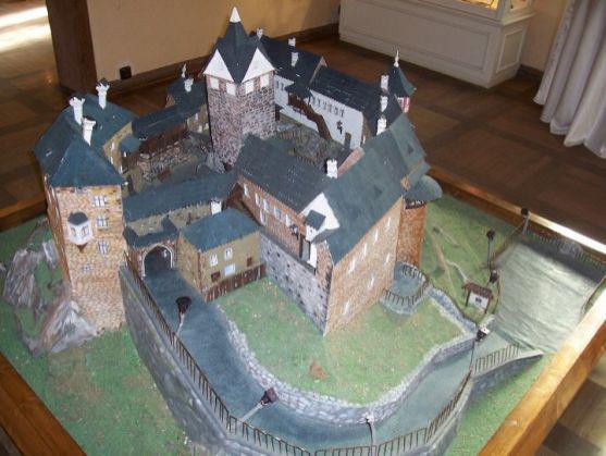 Police nad Metují se od 30. dubna stane hlavním městem papírových modelů 