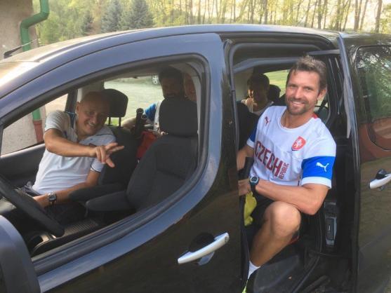 Česká fotbalová reprezentace s trenérem Radkem Bejblem měla soustředění v Broumově 