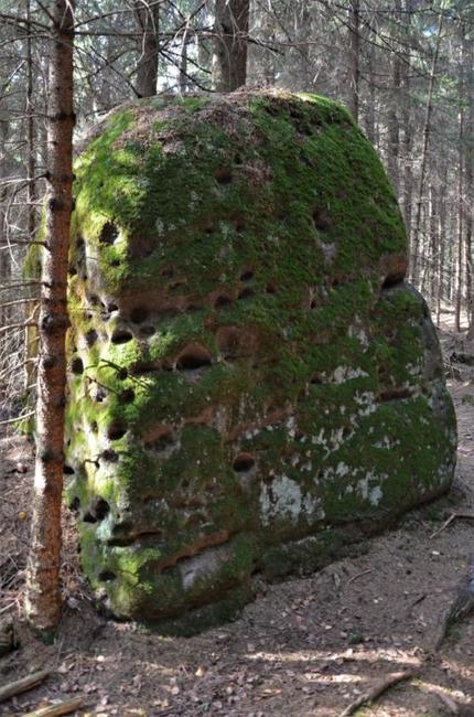 Z Bělého skalami na Junáckou vyhlídku