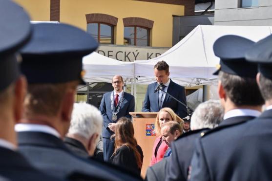 Hejtman Štěpán ocenil významné osobnosti regionu. Je mezi nimi i tajemnice Broumova Eva Blažková