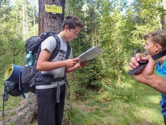 Noční výsadek hronovských Lotrů