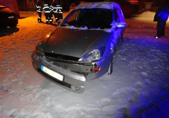 Hasiči zasahovali na Broumovsku u tří dopravních nehod