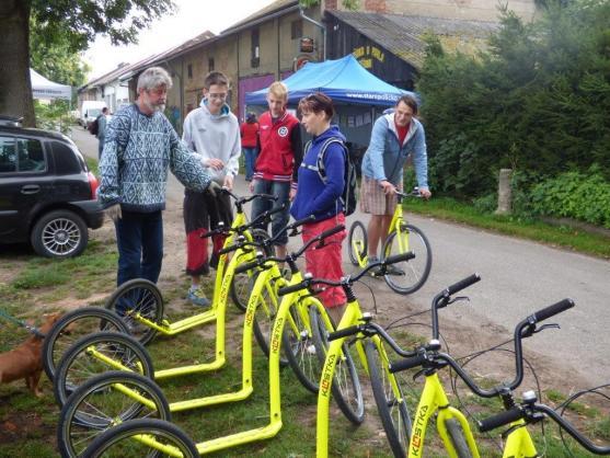 První ročník Kvíčerovského šmajdu přilákal na dvě stovky účastníků