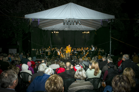 Ze všech hvězd na Hvězdě byly nejzářivější ty z Police Symphony Orchestra 
