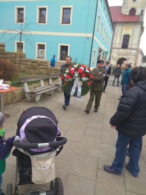 V Teplicích nad Metují si připomněli Den válečných veteránů