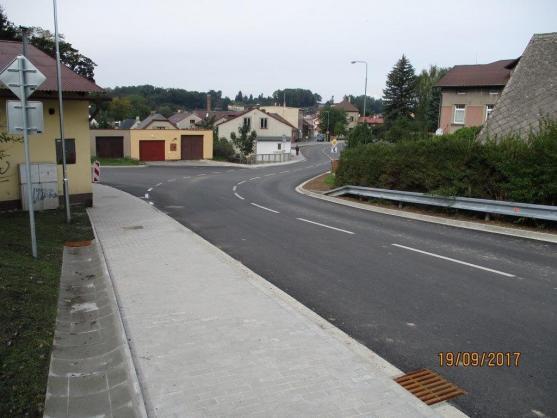 V Polici se už jezdí opravenou ulicí Na Babí