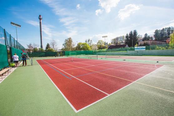 V Polici nad Metují zahajuje provoz Víceúčelové sportoviště