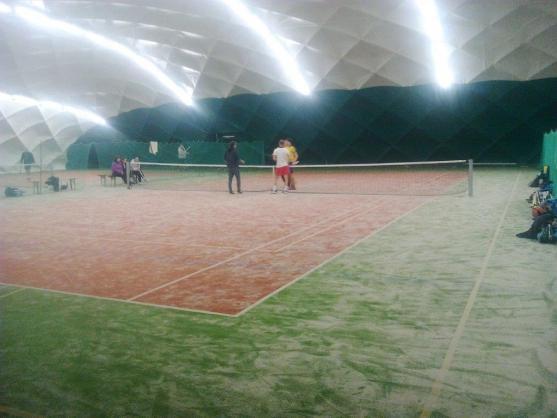 Zájem o teplický tenisový turnaj čtyřher převyšuje kapacitu. Startovalo 24 dvojic