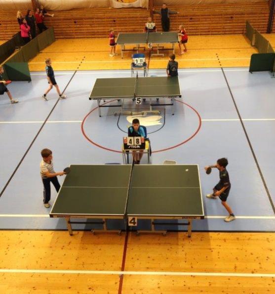 Druhé turnaje ve stolním tenise seriálu pro Královéhradecký a Pardubický kraj se konaly v Broumově
