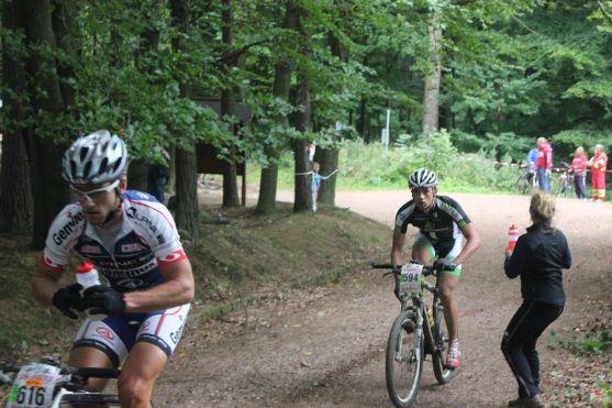 Závod horských kol Rallye Sudety má stejné vítěze jako v loňském roce. Friedla a Novákovou