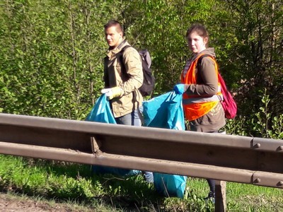Skauti opět uklízeli les kolem silnice přes Pasa