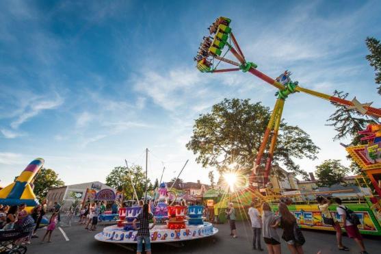 Broumovská pouť objektivem Járy Wintera 