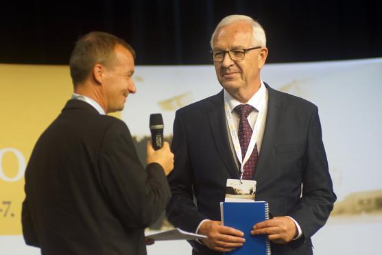 Prezidentští kandidáti diskutovali o vzdělávání a vzdělanosti na 4. Broumovských diskusích