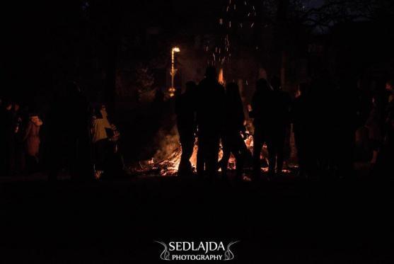 Čarodějnické veselí doprovázela jasná obloha