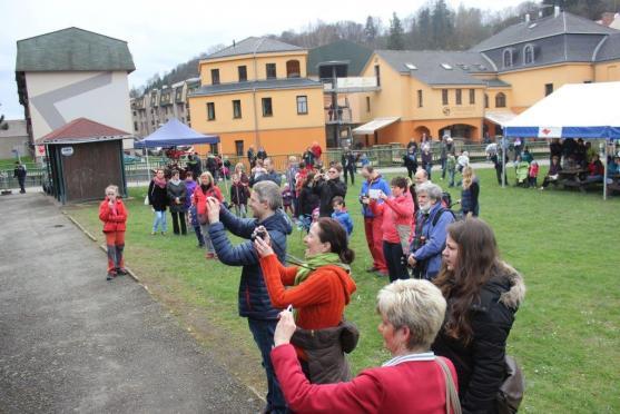 V Teplicích nad Metují přivítali jaro a opět otevřeli hotel Střelnice
