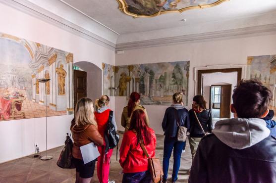 Mimořádné prohlídky broumovského kláštera od sklepa až po půdu