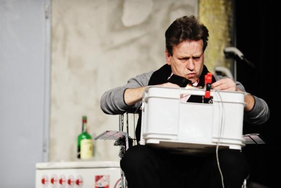 Nejen chlapi se bavili komedií Bez bab! aneb Kutloch