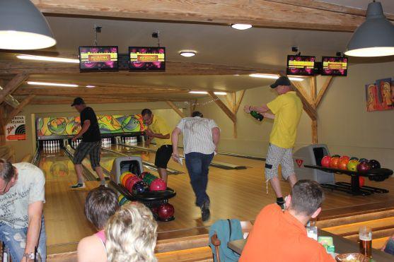 První bowlingový turnaj regionálních firem v Centru Walzel má své vítěze 