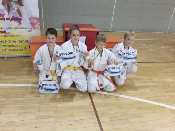 Broumovští judisté se prali v Ostravě a v polském Dzierżoniówe