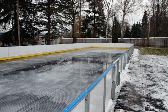 V Broumově se bruslí! Jsou k tomu ideální podmínky