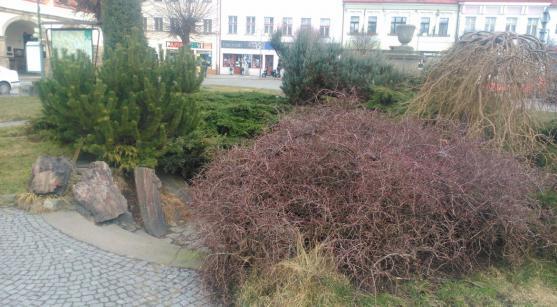 Julinka opravuje Julinku