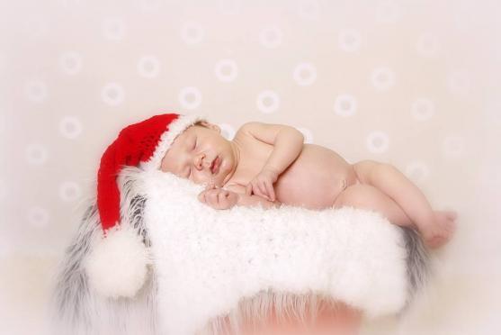 Královéhradecký kraj obdaruje první děti narozené v roce 2014