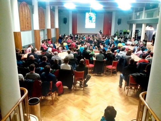 "Enduro démon" a Mistr ČR vyprodal sál v Pellyho domech v Polici nad Metují