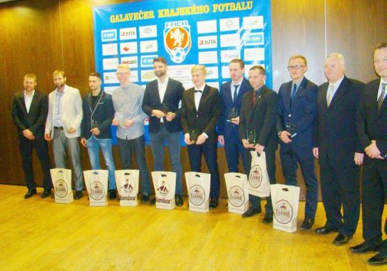 Cenu Fair Play převzal na Galavečeru krajského fotbalu božanovský Erwin Wilke. Do sestavy roku se dostal Jakub Drahorád ze Slovanu Broumov