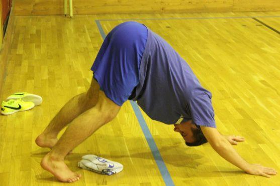 Broumovští fotbalisté se připravují na záchranu v krajském přeboru. Cvičí i jógu