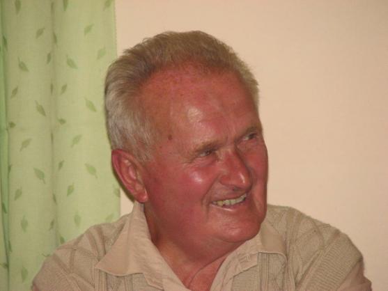 Zlatou korunu za dlouhodobou činnost s dětmi převzal i Stanislav Jirásek st. z BKL Machov