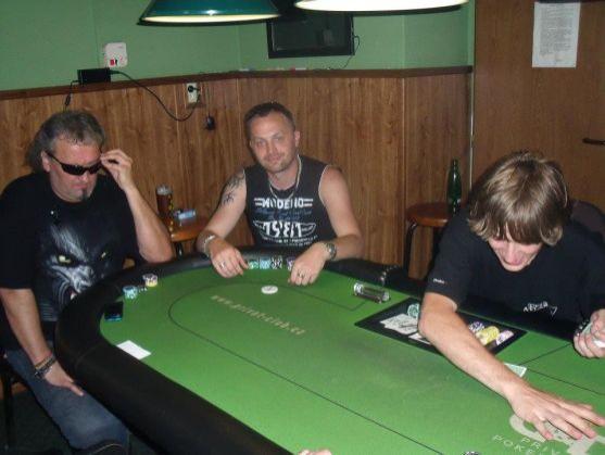 Vojtěch Kuchta se stal pokerovým Králem Broumovska
