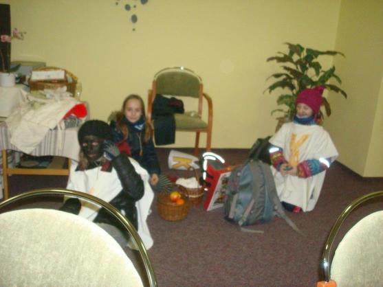 Do kasiček Tříkrálové sbírky se na Broumovsku v letošním roce vybralo téměř sto tisíc korun