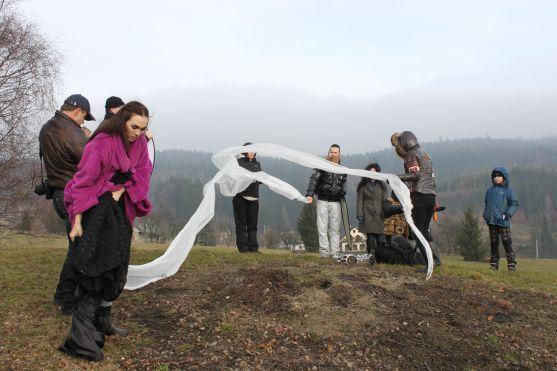 Videoklip Kamily Nývltové natáčený na Bischofsteinu měl včera premiéru 