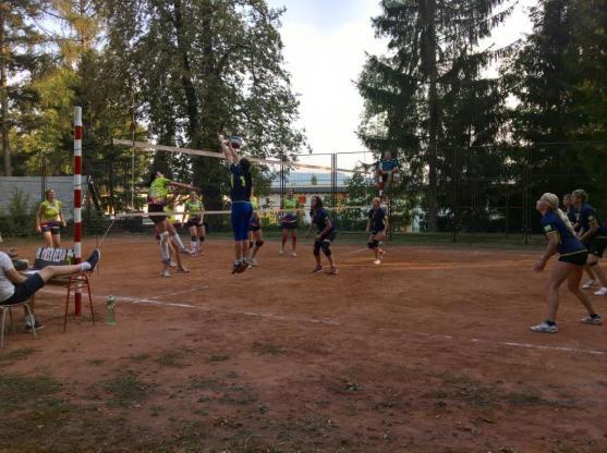 Volejbalisti Broumova zahájili sezónu s cílem vyhrát okresní přebor