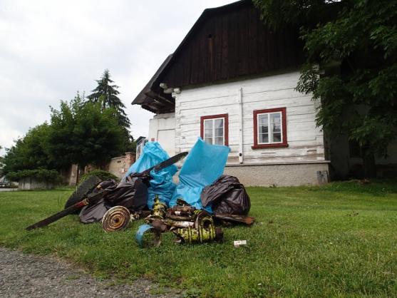 Geokačeři a Lotři hledali poklady. I na dně Metuje