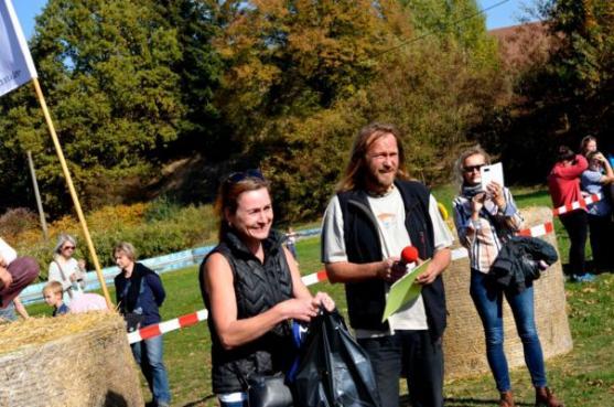 Hubertova jízda Jetřichov pomáhá 