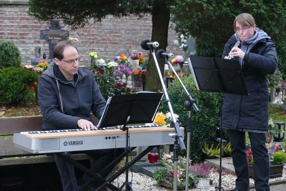 Až se srdce v popel promění, po větru jej hoďte... 