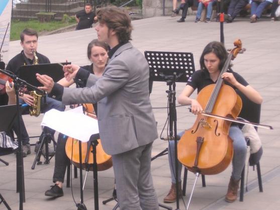 Kdo spojil Radkov, Polici nad Metují a Vambeřice? 