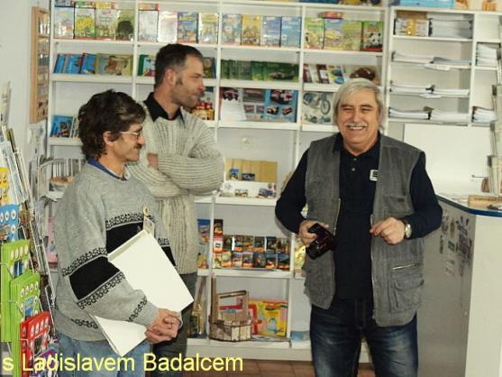 Polické Muzeum papírových modelů otevřelo výstavu z tvorby stavitele modelů 