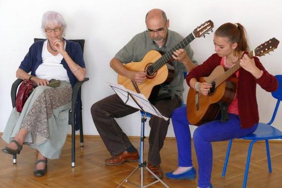 Na Nové terase v Polici nad Metují představuje průřez svou tvorbou výtvarnice Kateřina Černá 