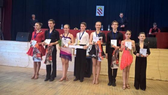 Páry Tanečního klubu Broumov soutěžily v Sezemicích. Úspěšně! 